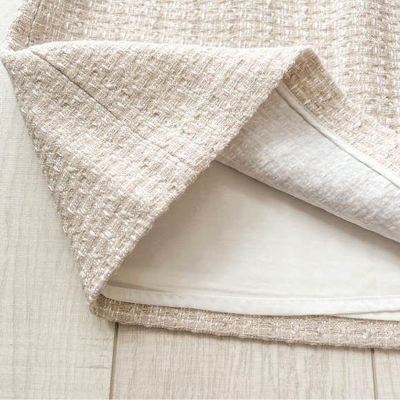 Aritzia Babaton beige tweed mini skirt - Picture 6 of 10